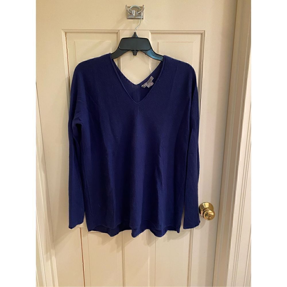 VINCE 100% cashmere v neck sweater